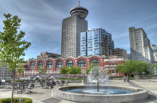 A Drawing Open Space in a Mixed-Use Urban Project