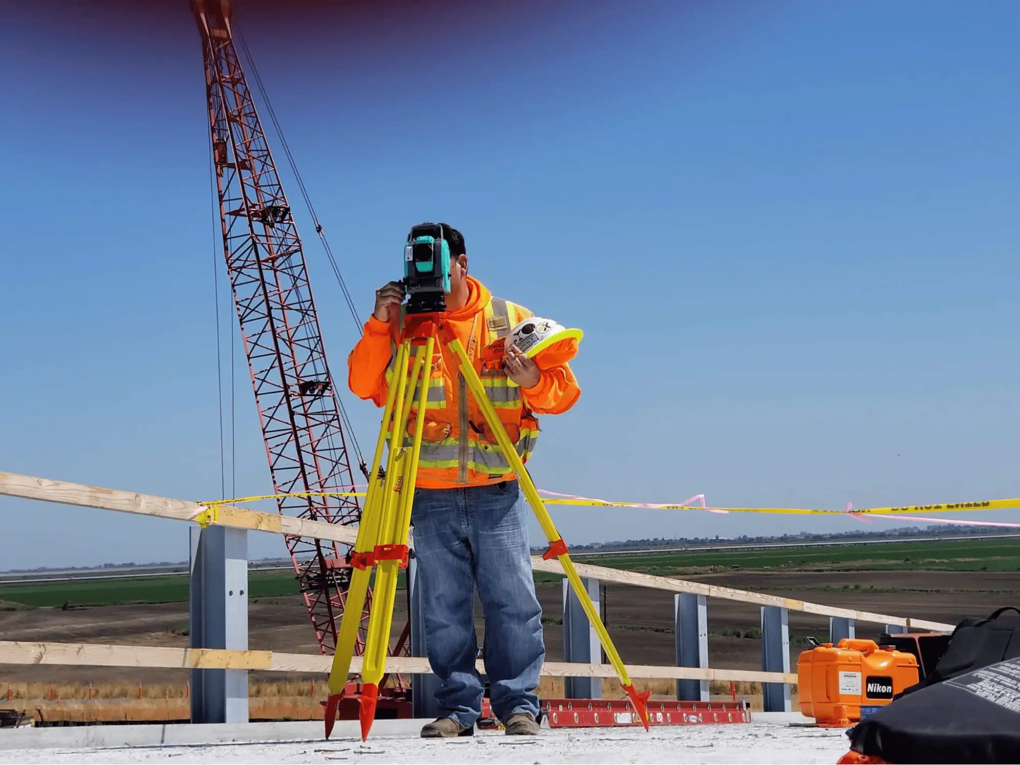 land surveyor